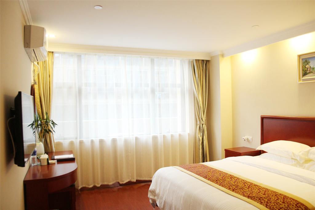 Greentree Inn Chongqing Yuzhou Road Hotel Dış mekan fotoğraf